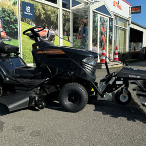 Black Edition Rasentraktor Pro 228/108 Twin HS inkl. TK520 Kehrmaschine – Bild 23