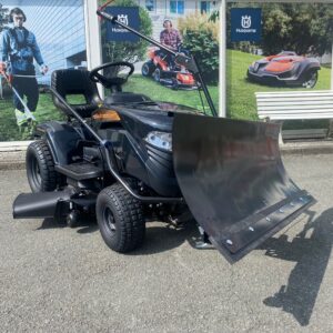 BLACK EDITION Rasentraktor PRO 228/108 Twin HS mit Winterpaket 120 Plus – Bild 9