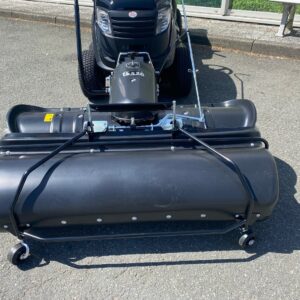 Black Edition Rasentraktor Pro 225/92 Twin H mit Kehrmaschine – Bild 18