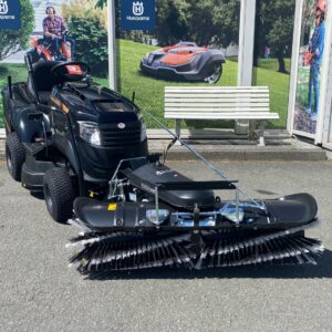 Black Edition Rasentraktor Pro 225/92 Twin H mit Kehrmaschine – Bild 14