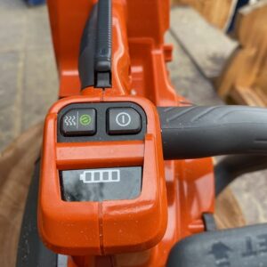 Husqvarna Profi Akku-Motorsäge T540i XP®G - Griffheizung – Bild 11